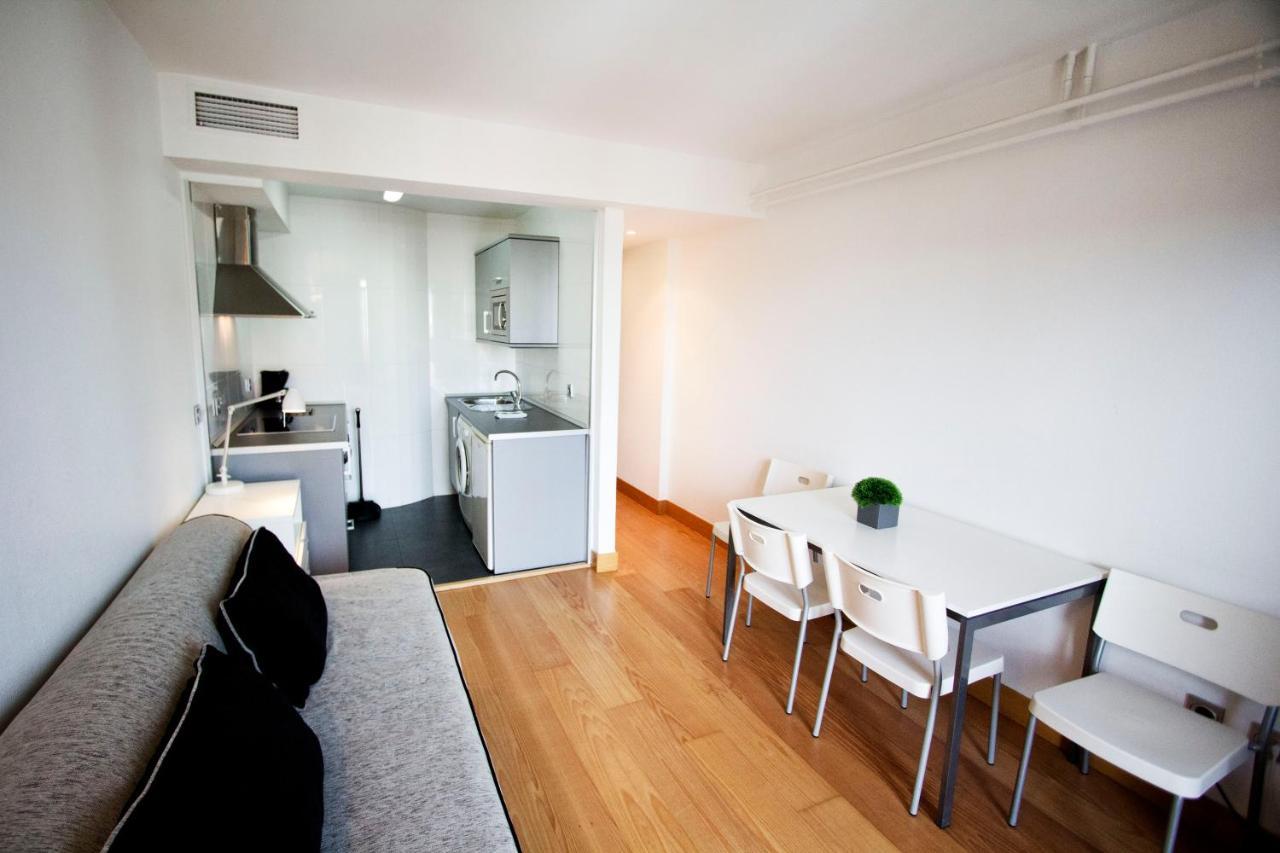 Apartamentos Jauregui Minneapolis Dış mekan fotoğraf